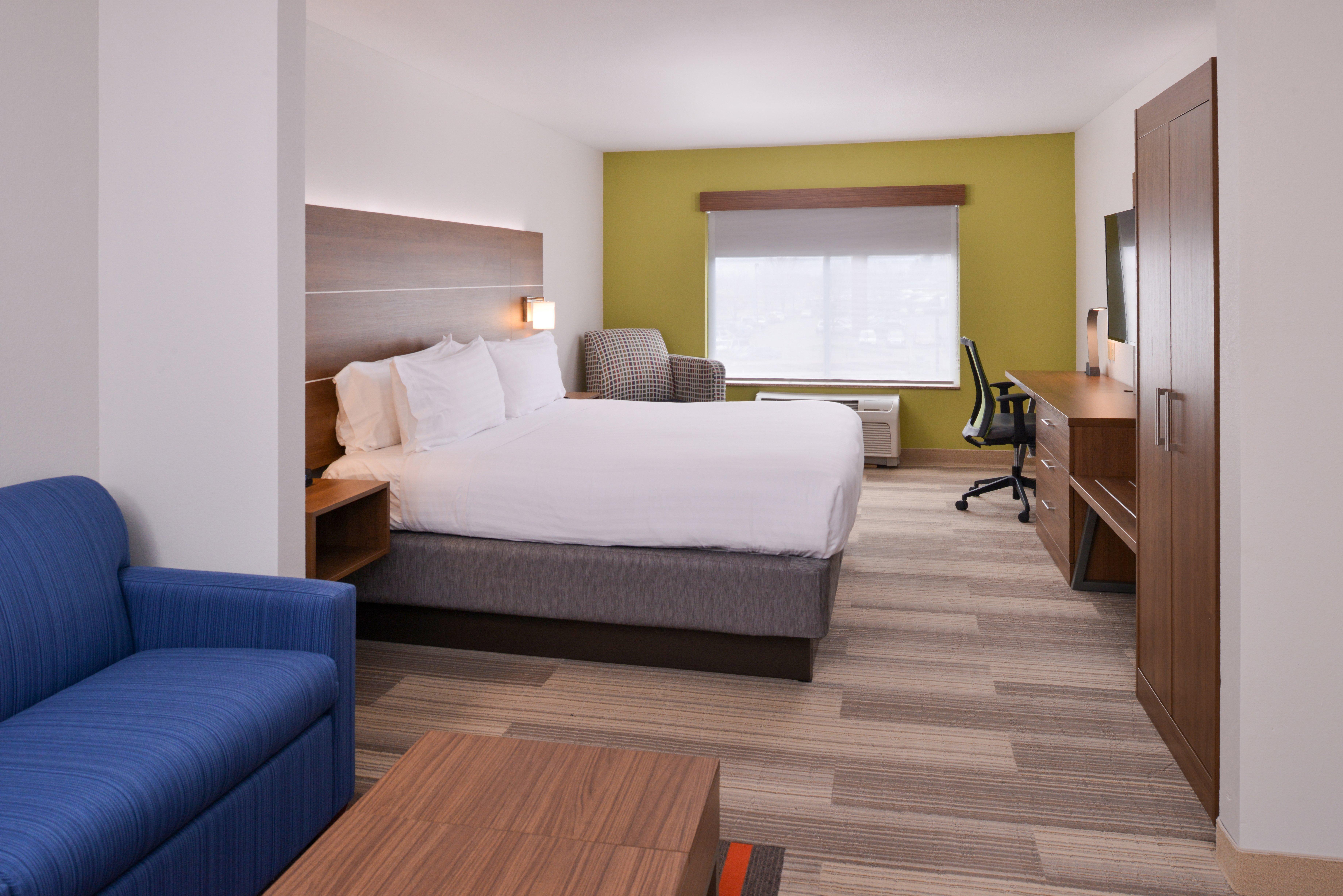 Holiday Inn Express Mineral Wells By Ihg Паркерсберг Экстерьер фото